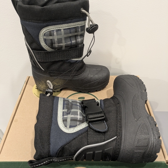 Kamik Rocket winter boots kids size 10 black waterproof - Picture 4 of 5